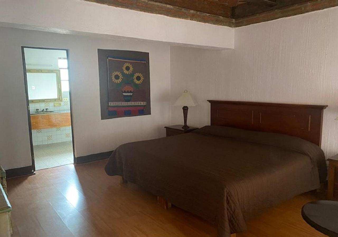 Hotel De La Plata 4*